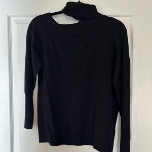 Asymmetrical turtleneck